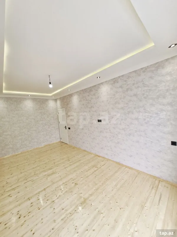 Satılır 4 otaqlı yeni tikili 110 m²