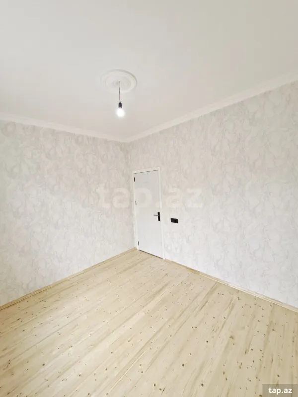 Satılır 4 otaqlı yeni tikili 110 m²