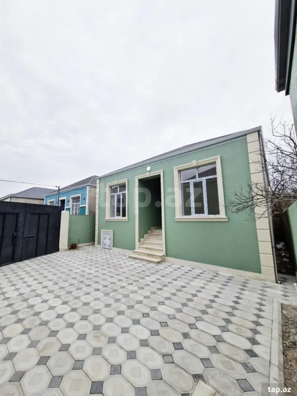 Satılır 4 otaqlı yeni tikili 110 m²