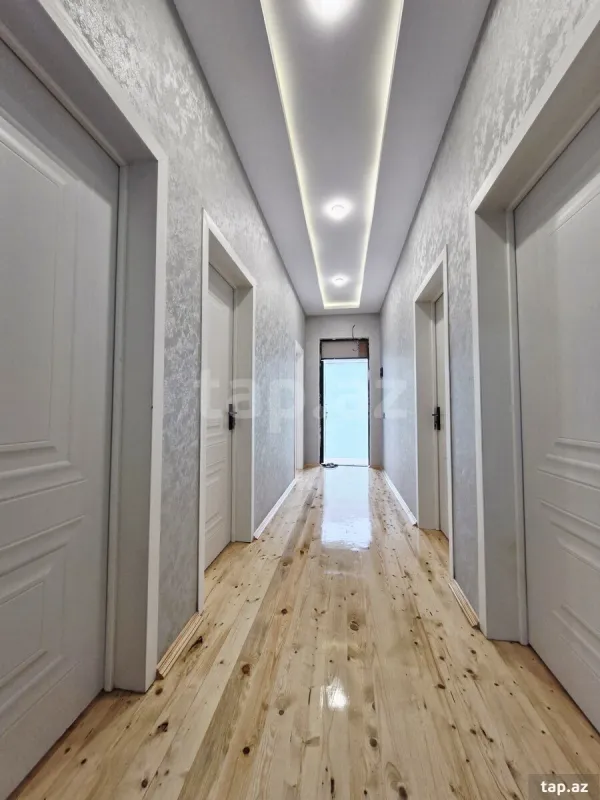 Satılır 4 otaqlı yeni tikili 110 m²