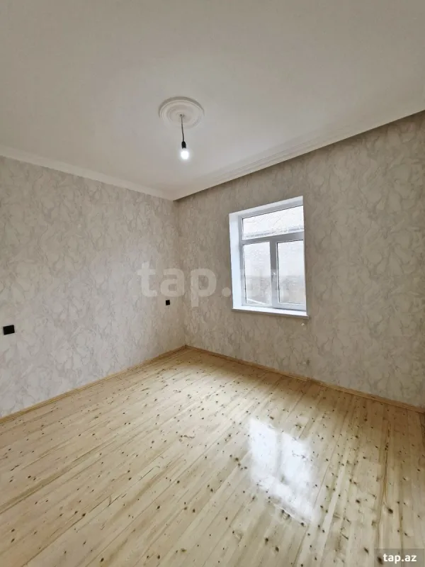 Satılır 4 otaqlı yeni tikili 110 m²