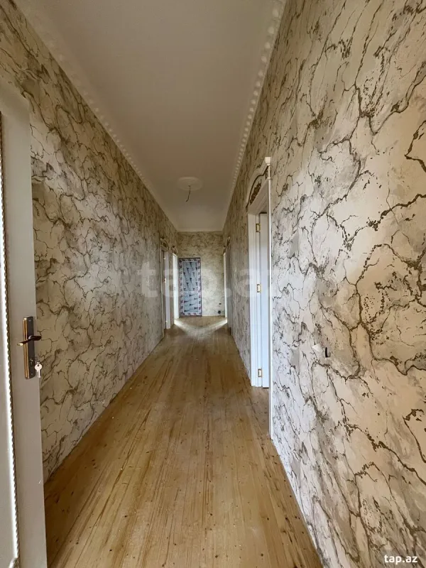 Satılır 4 otaqlı həyət evi