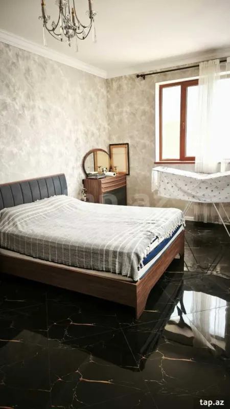 Satılır 2 otaqlı həyət evi