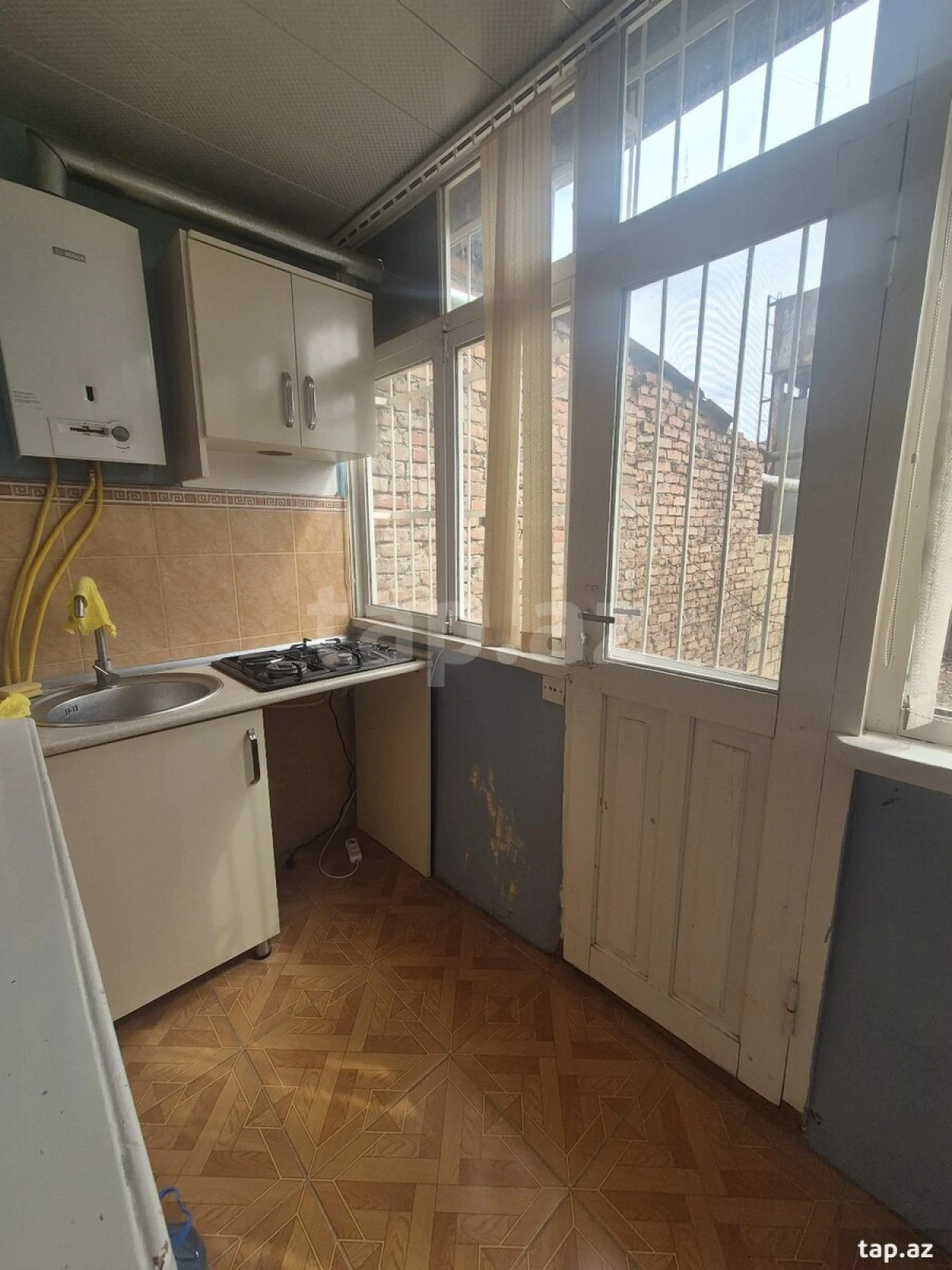 Satılır 2 otaqlı mənzil 60 m²