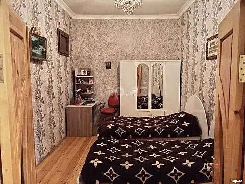 Satılır 6 otaqlı həyət evi