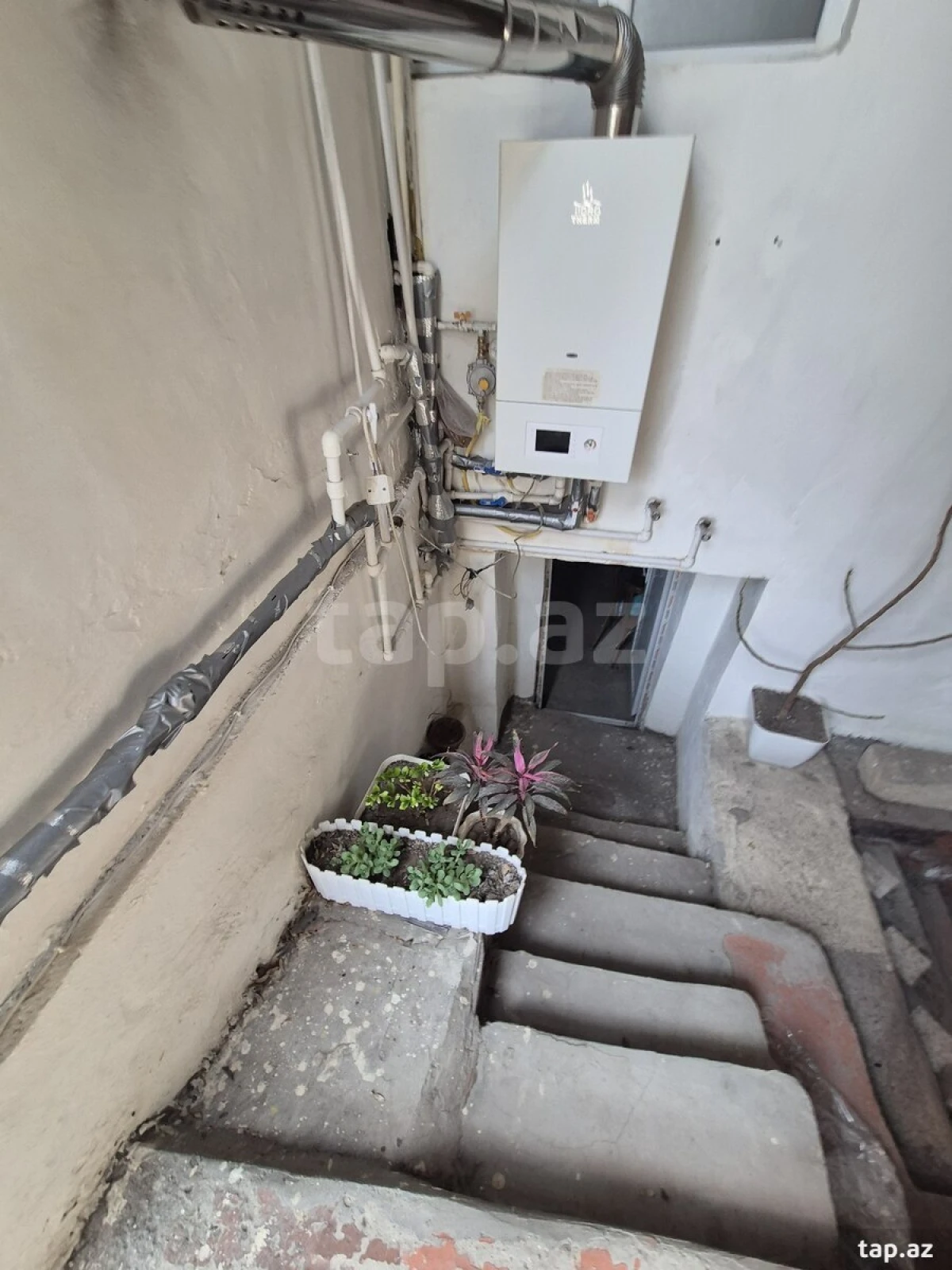 Satılır 2 otaqlı həyət evi