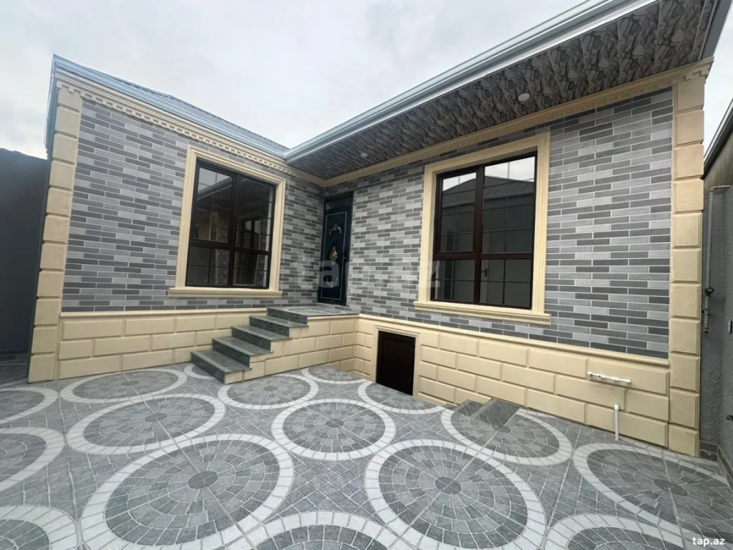 Satılır 4 otaqlı həyət evi