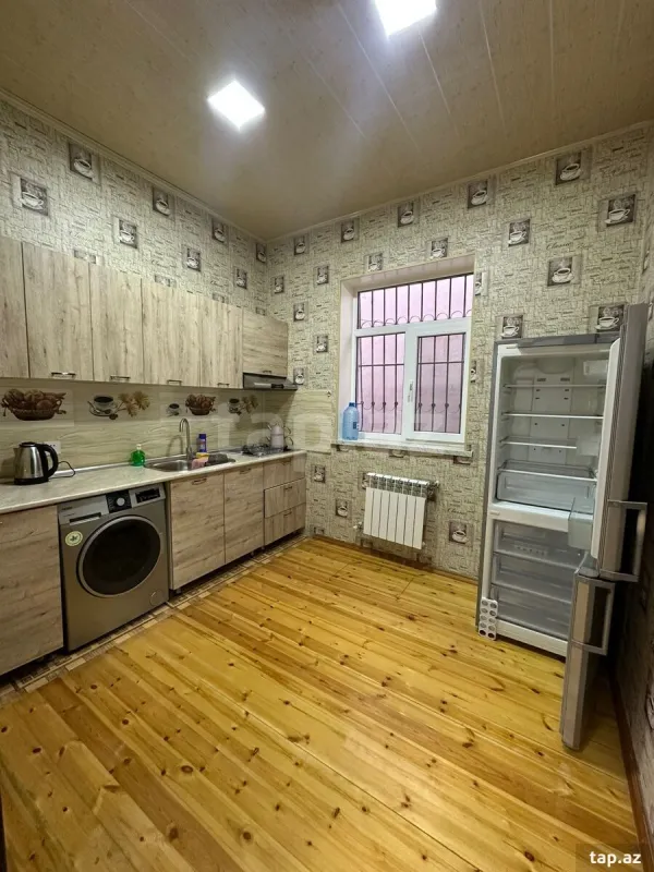 Kirayə verilir 3 otaqlı həyət evi