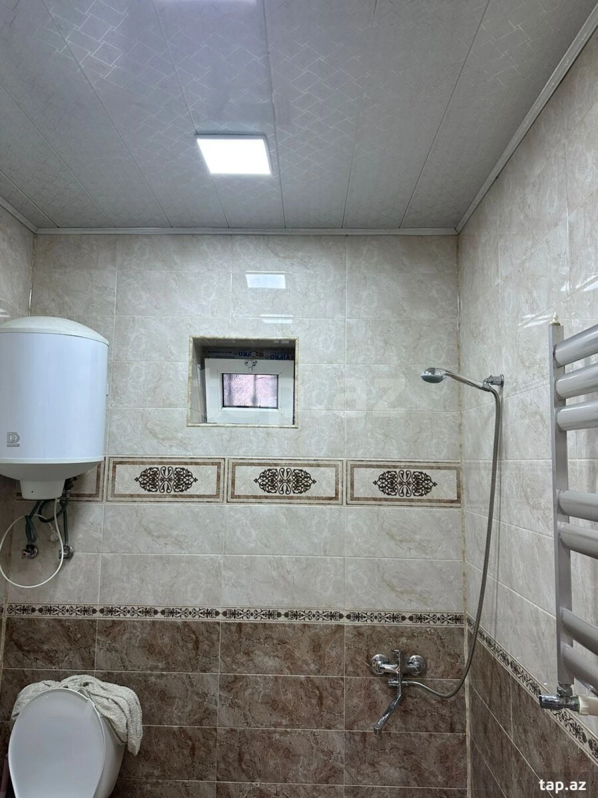 Kirayə verilir 3 otaqlı həyət evi