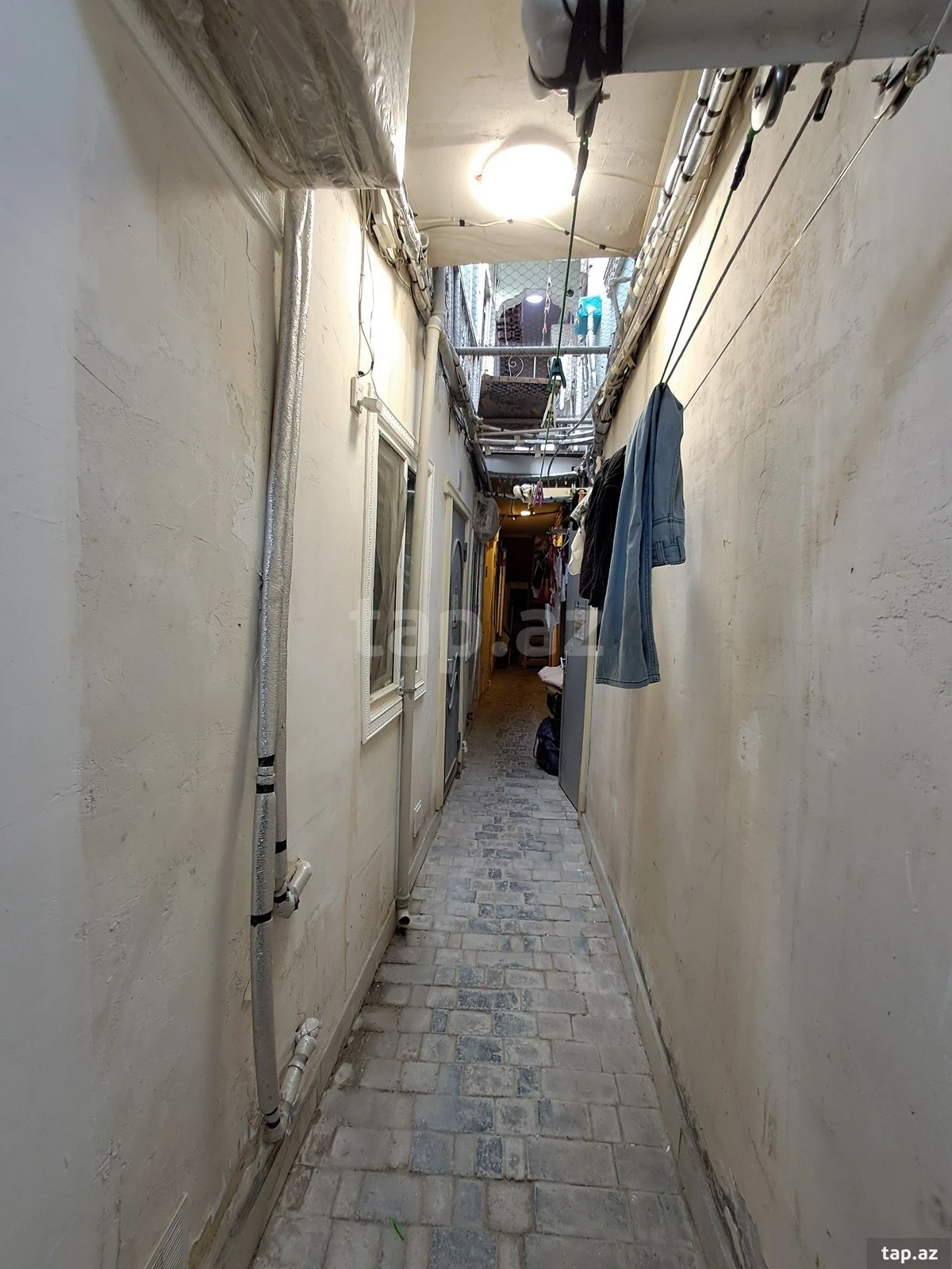 Kirayə verilir 1 otaqlı həyət evi