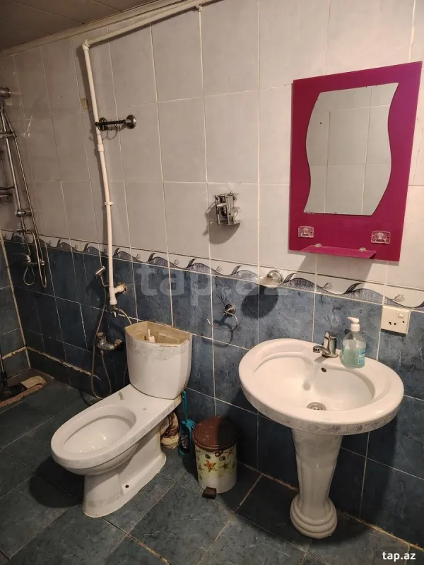 Satılır 1 otaqlı mənzil 42 m²
