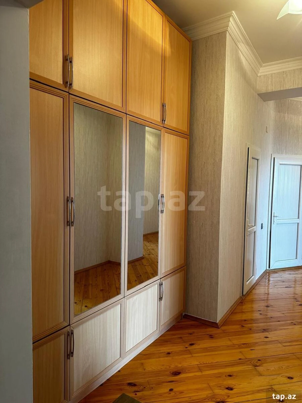 Kirayə verilir 3 otaqlı yeni tikili 100 m²