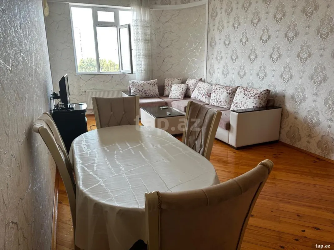 Kirayə verilir 3 otaqlı yeni tikili 100 m²