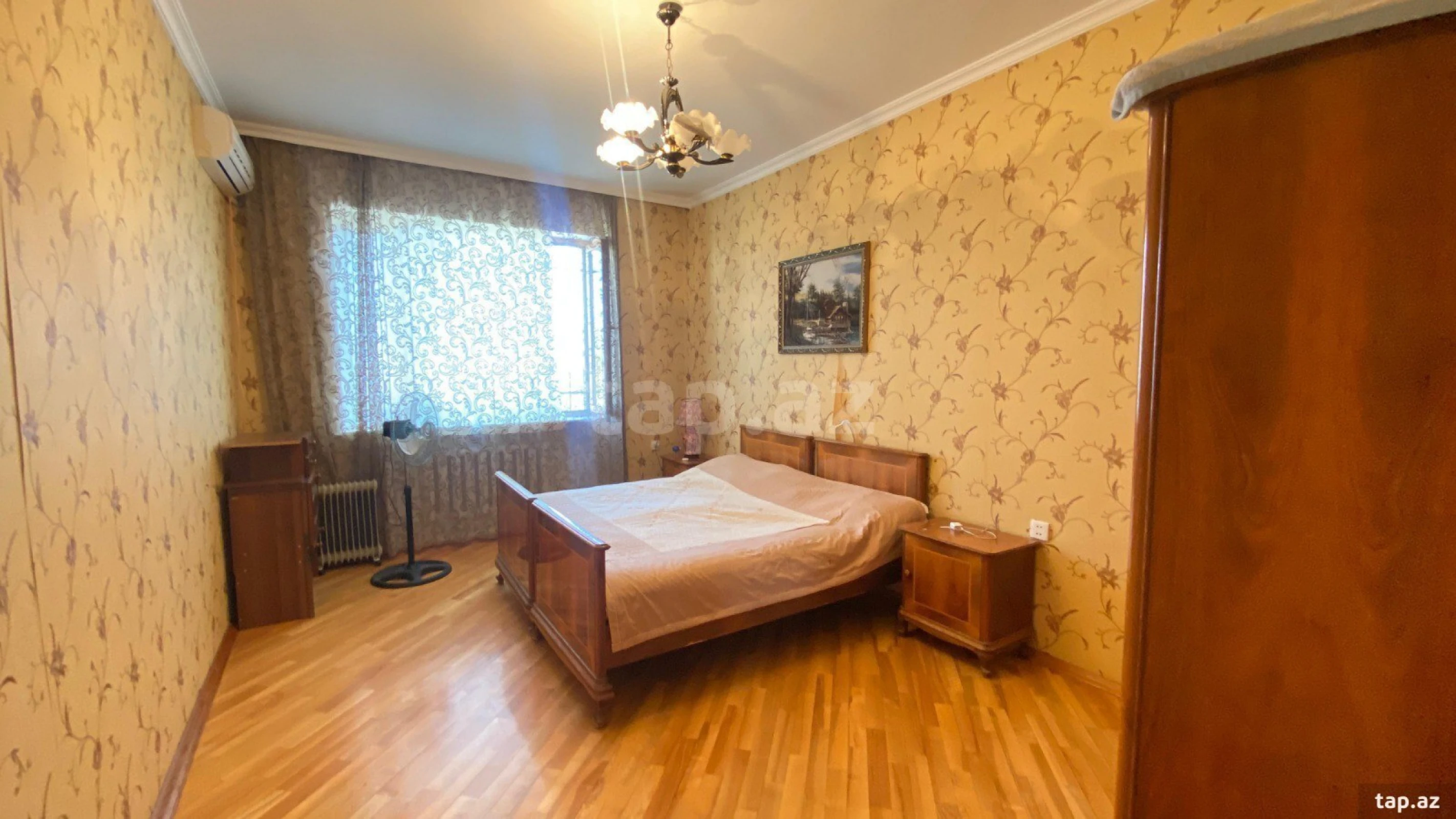 Satılır 6 otaqlı həyət evi