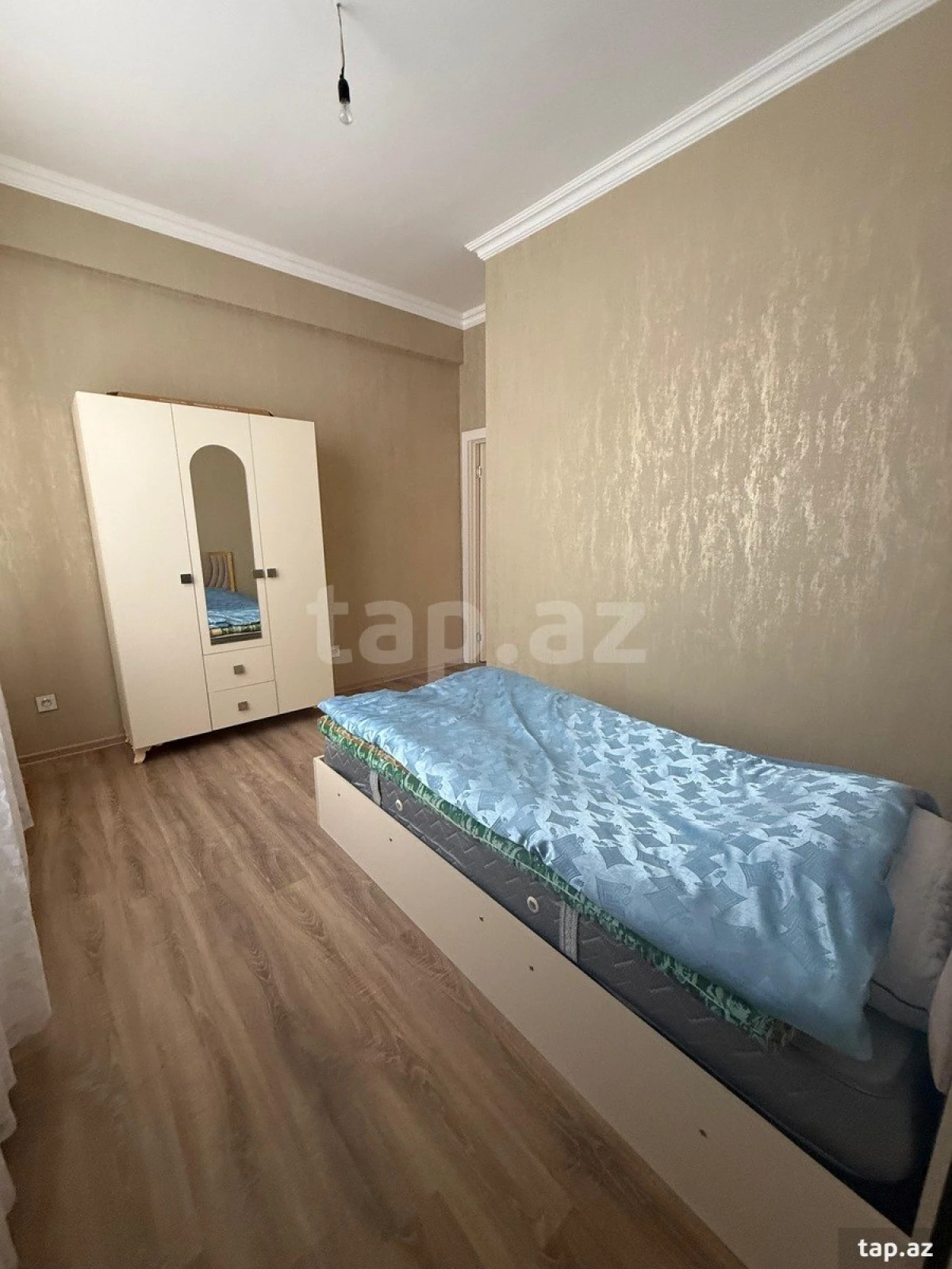 Kirayə verilir 2 otaqlı yeni tikili 65 m²