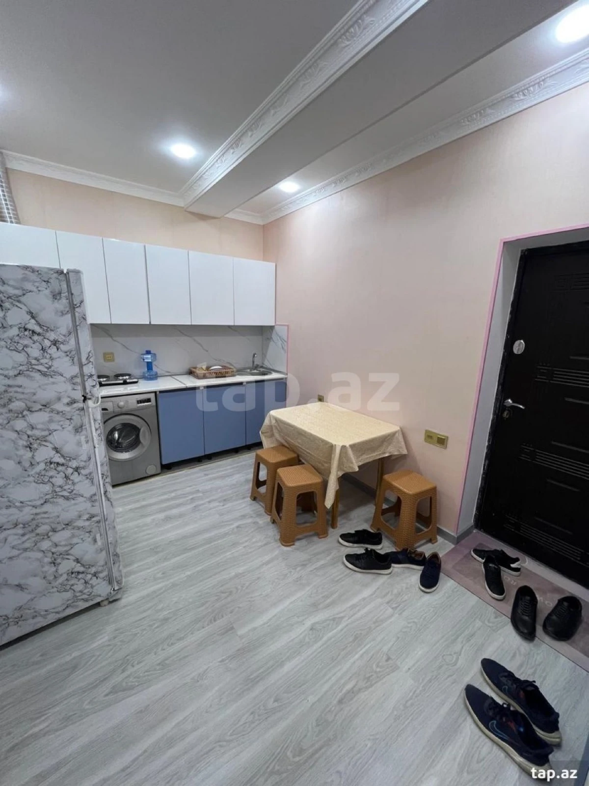 Kirayə verilir 2 otaqlı yeni tikili 56 m²