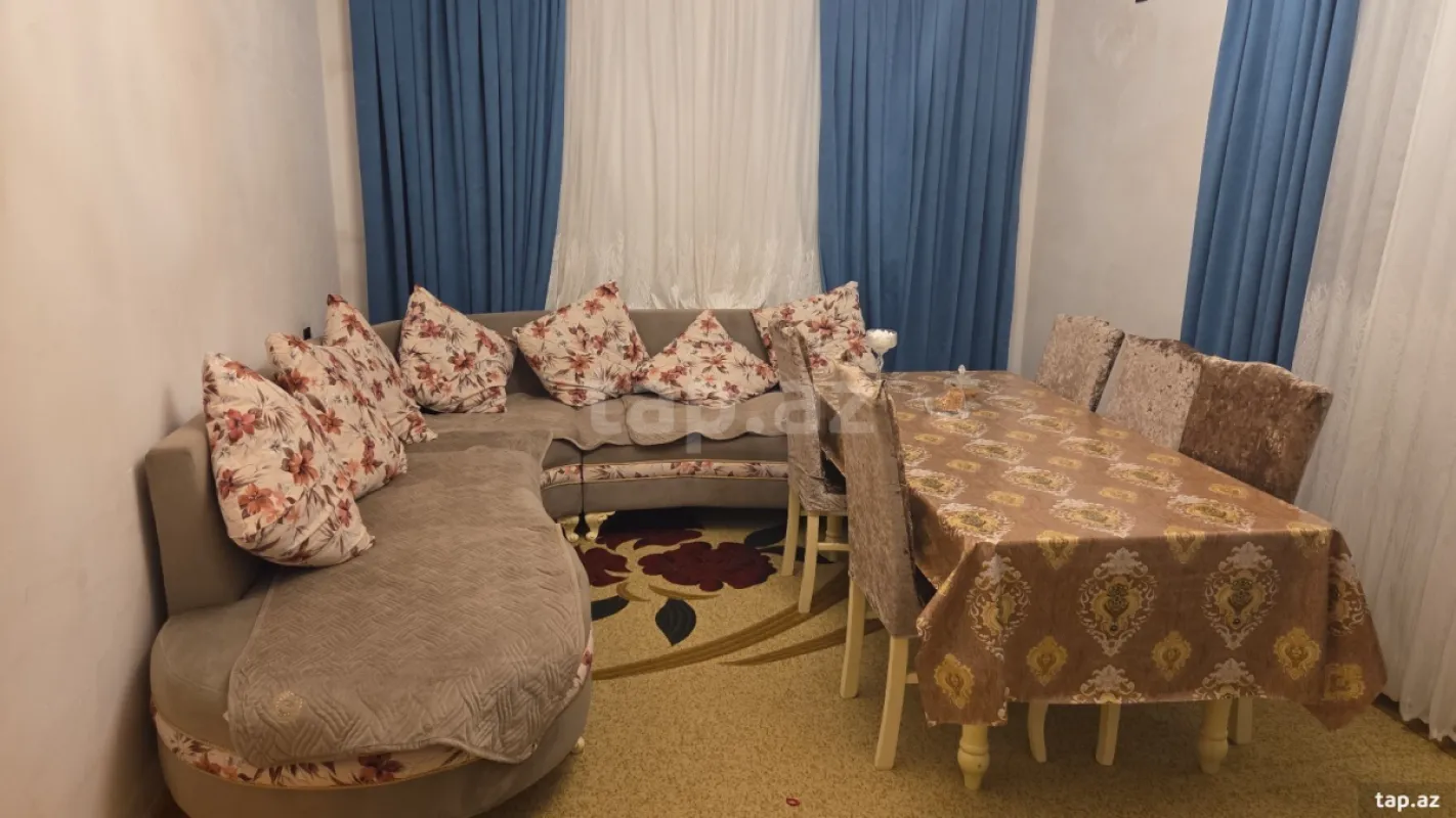 Kirayə verilir 3 otaqlı həyət evi