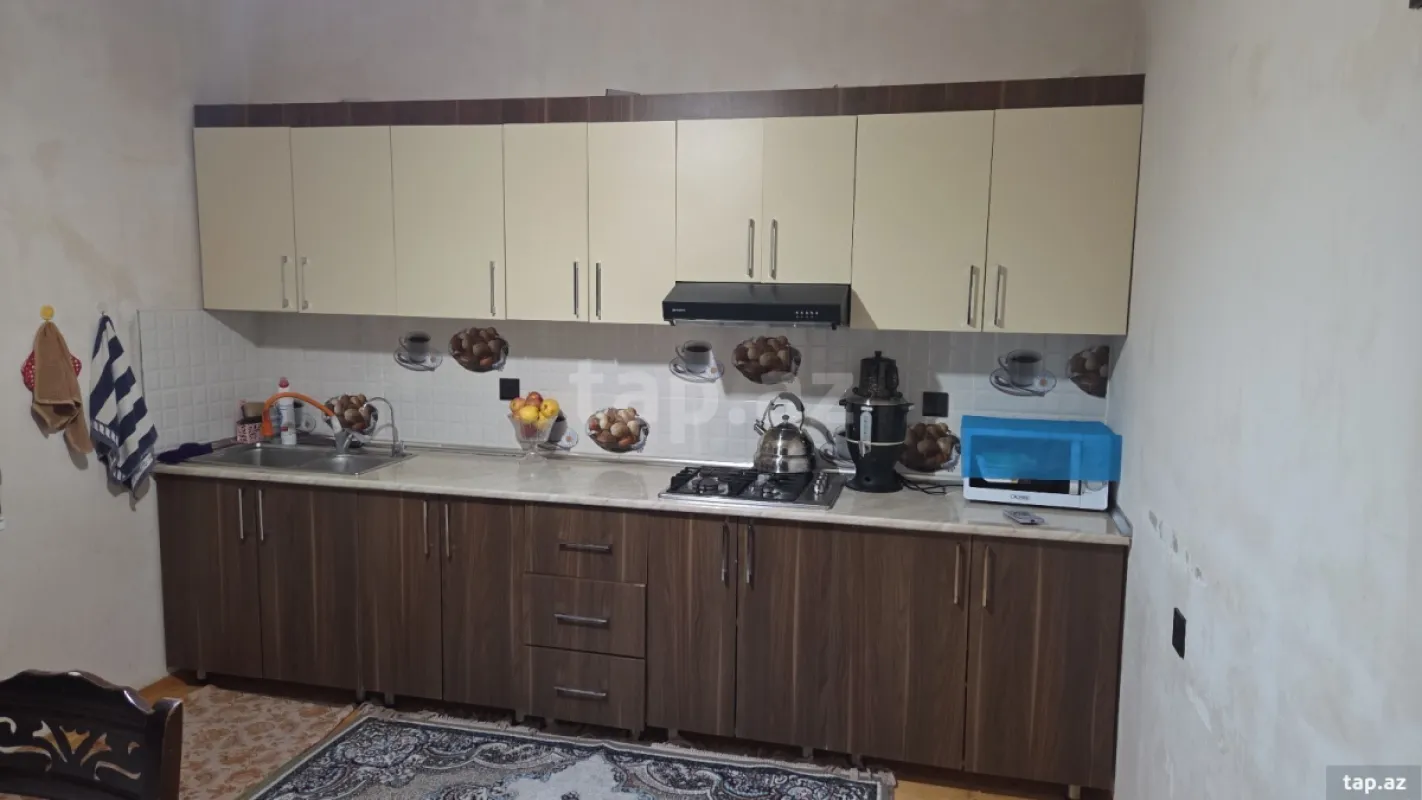 Kirayə verilir 3 otaqlı həyət evi