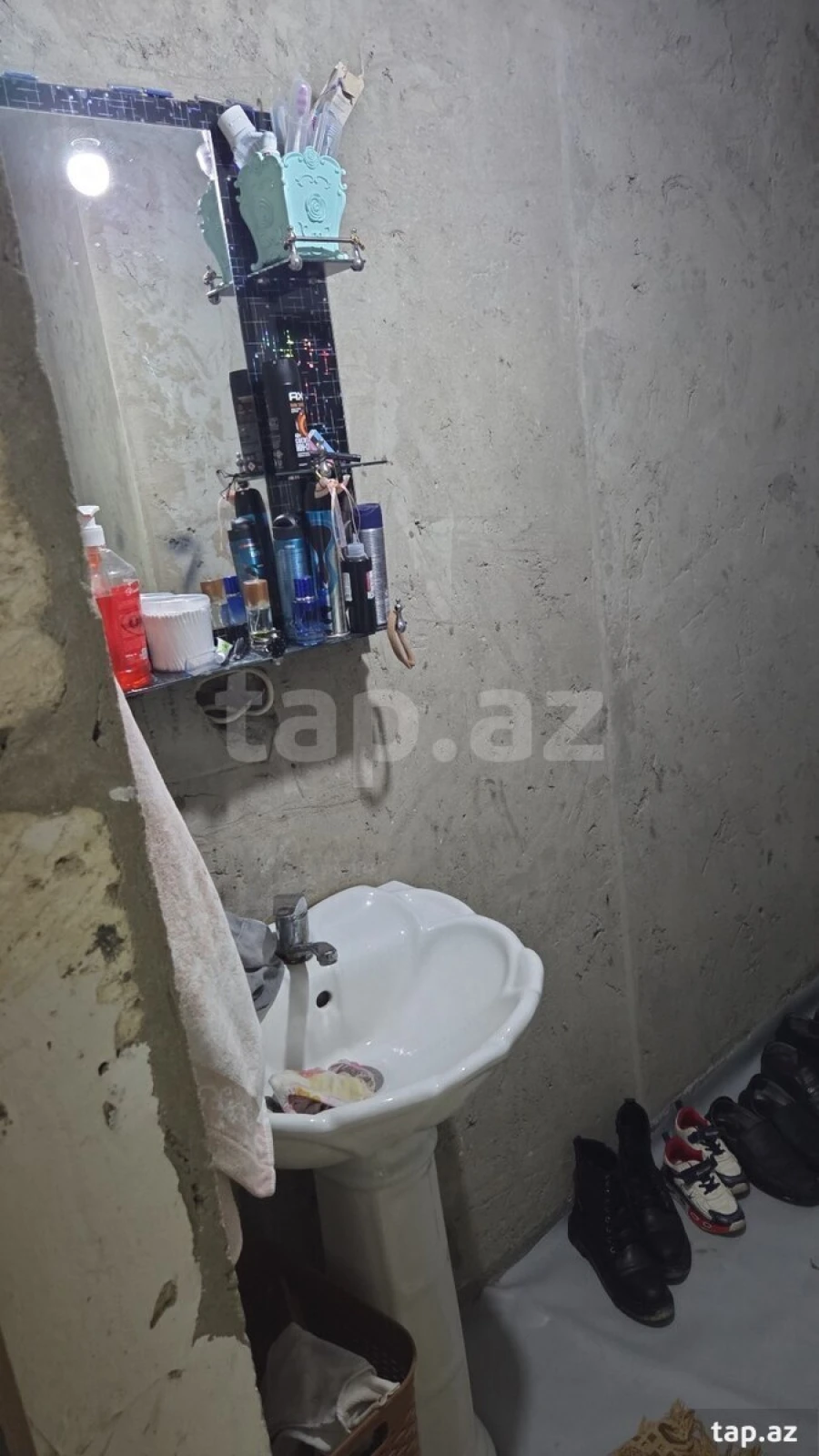 Kirayə verilir 3 otaqlı həyət evi