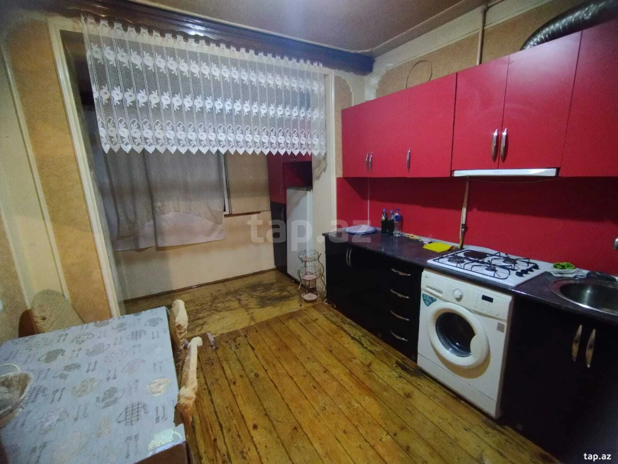 Kirayə verilir 2 otaqlı mənzil 65 m²