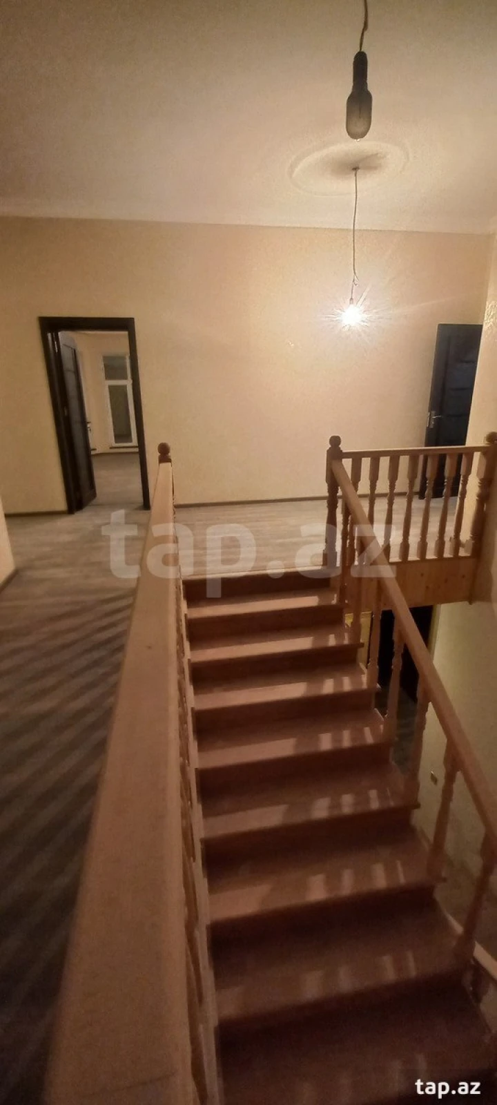 Satılır 5 otaqlı həyət evi