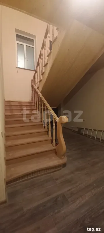 Satılır 5 otaqlı həyət evi