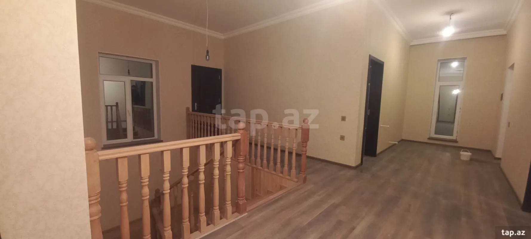 Satılır 5 otaqlı həyət evi