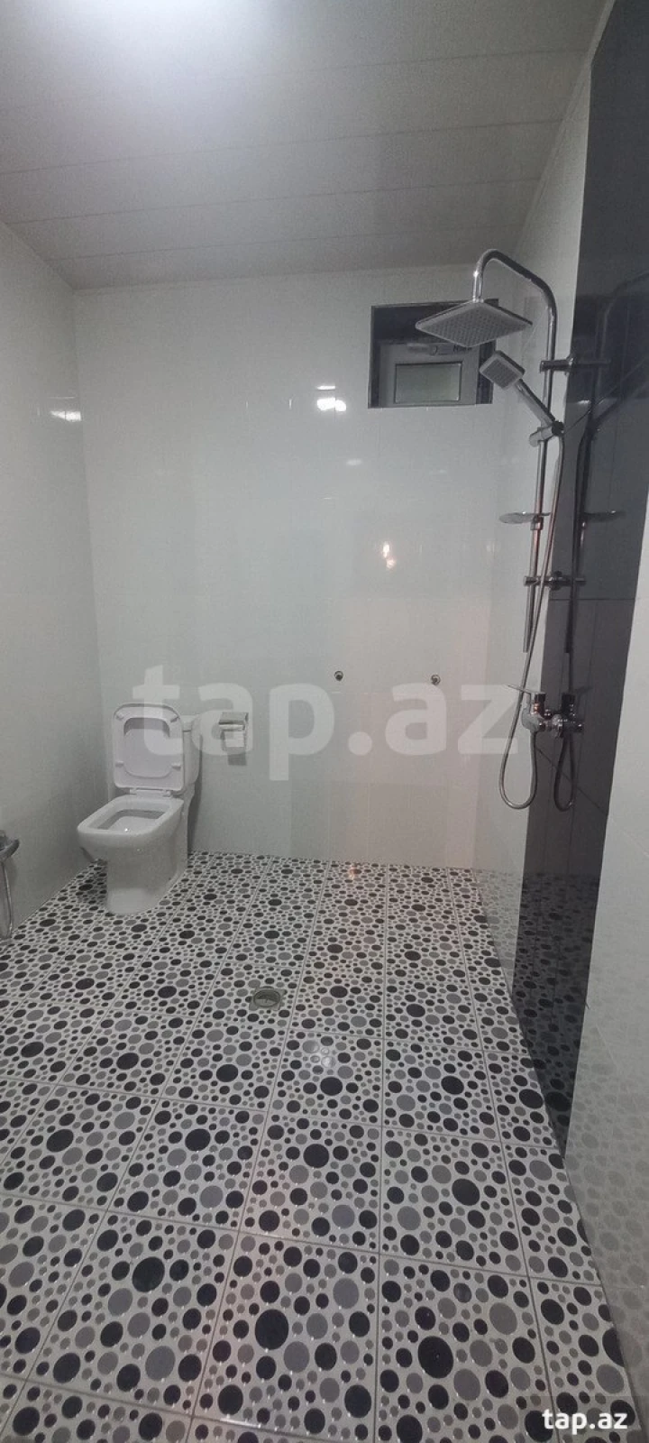 Satılır 5 otaqlı həyət evi