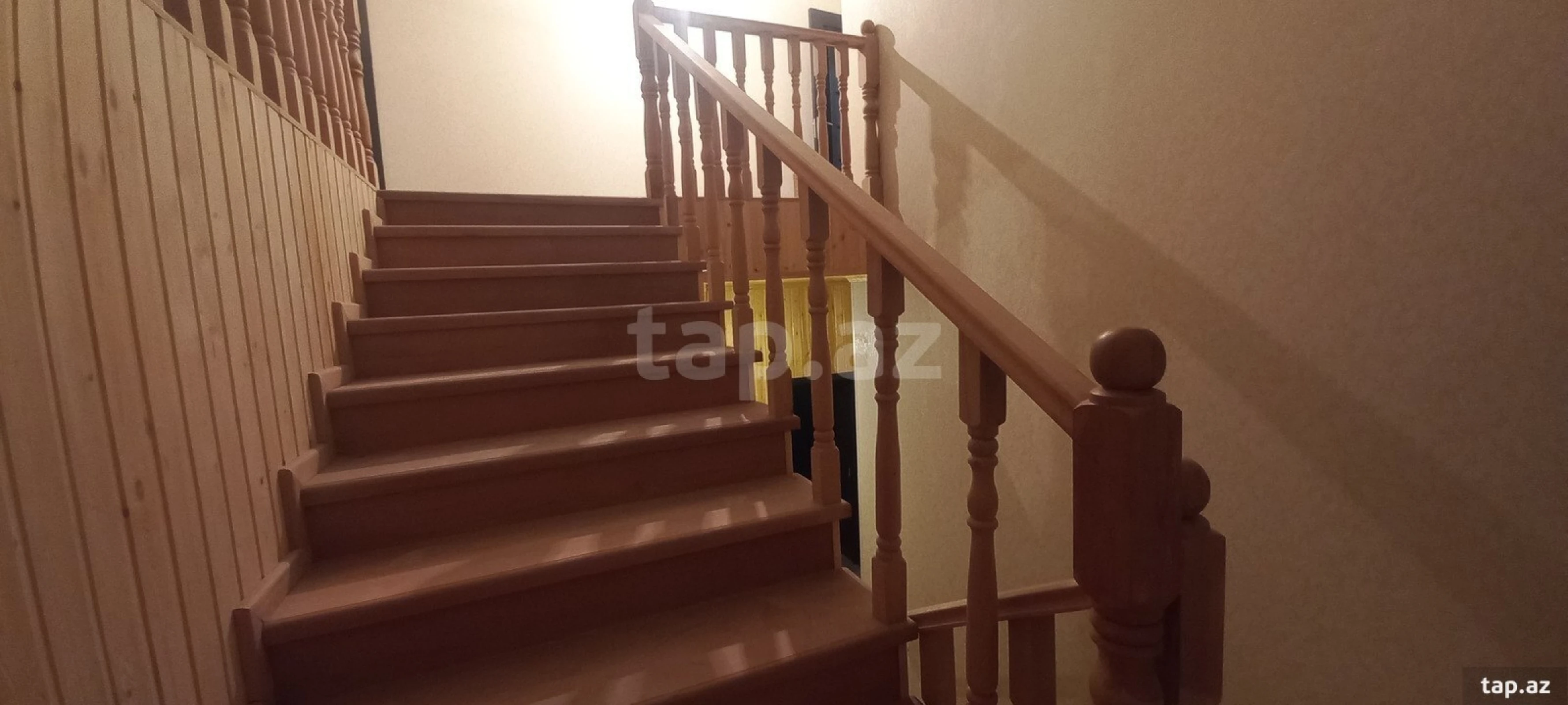 Satılır 5 otaqlı həyət evi