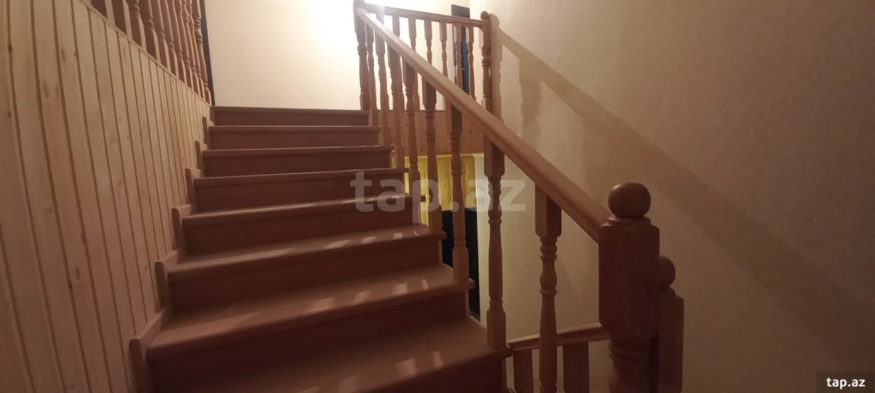 Satılır 5 otaqlı həyət evi