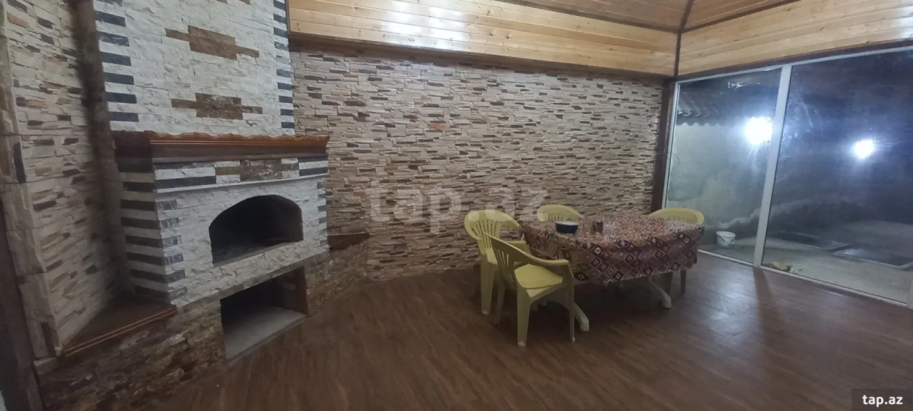 Satılır 5 otaqlı həyət evi