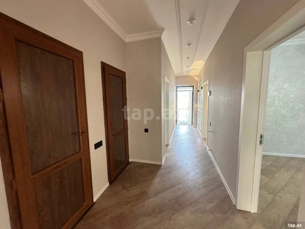 Satılır 4 otaqlı həyət evi