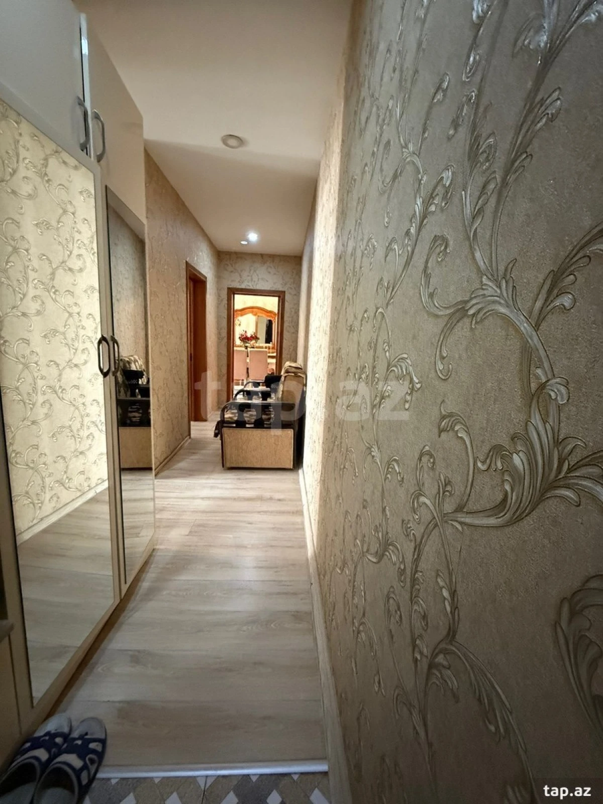 Satılır 2 otaqlı yeni tikili 73 m²