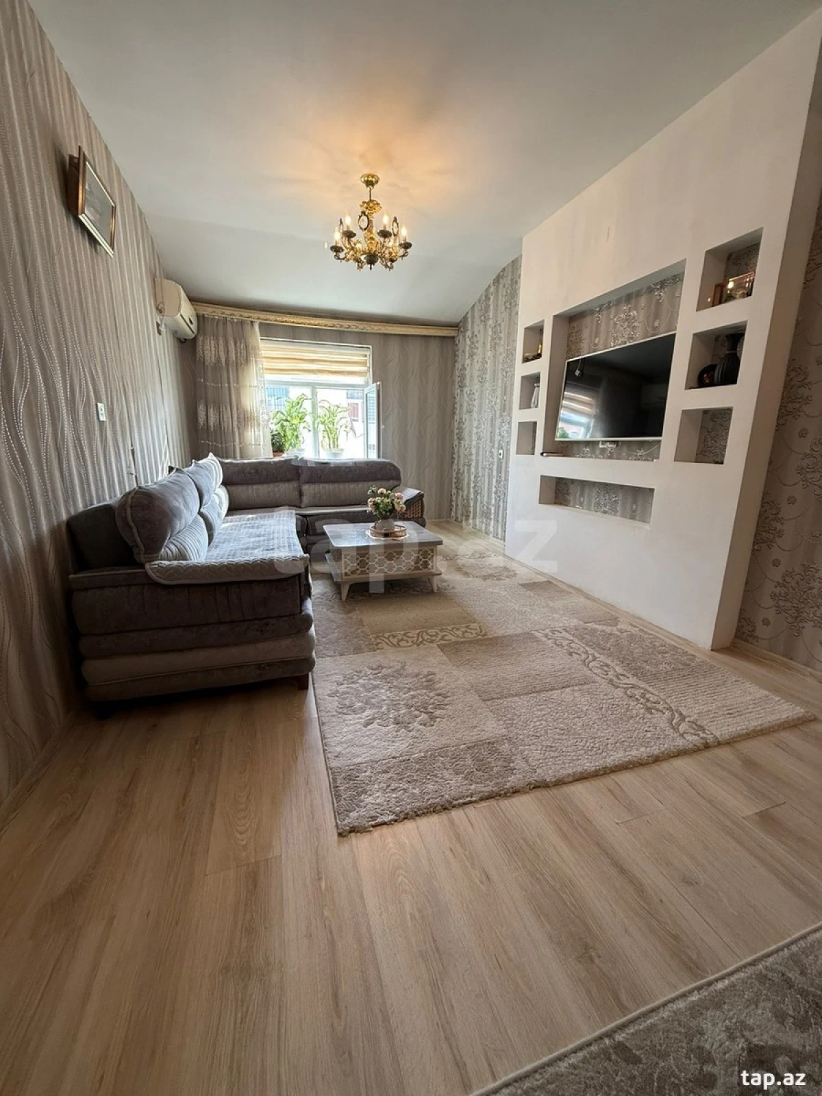 Satılır 2 otaqlı yeni tikili 73 m²