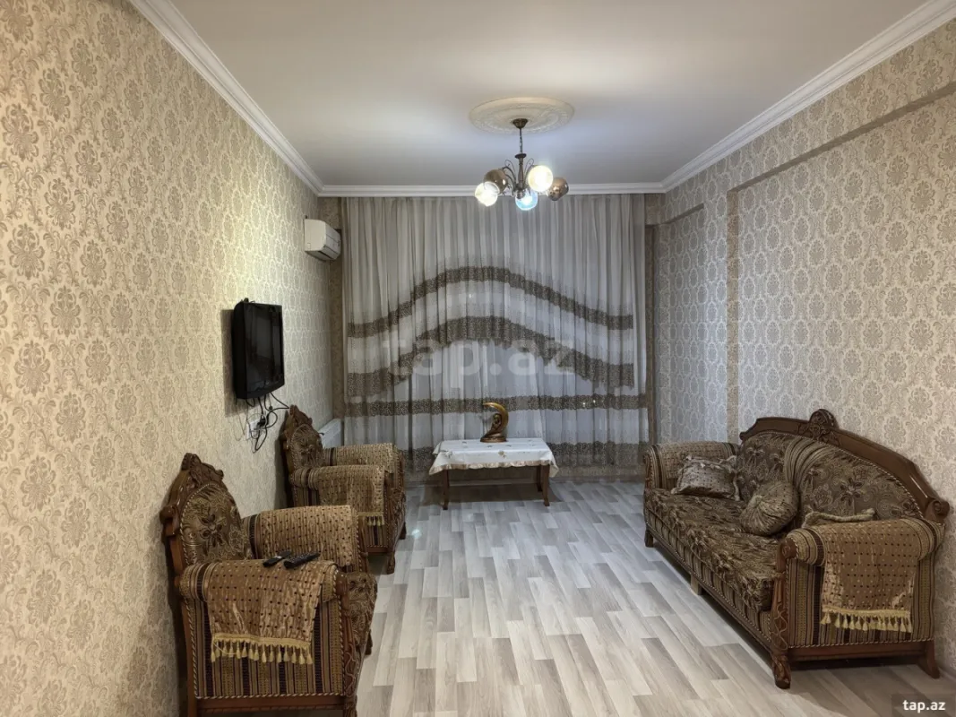 Kirayə verilir 2 otaqlı yeni tikili 72 m²