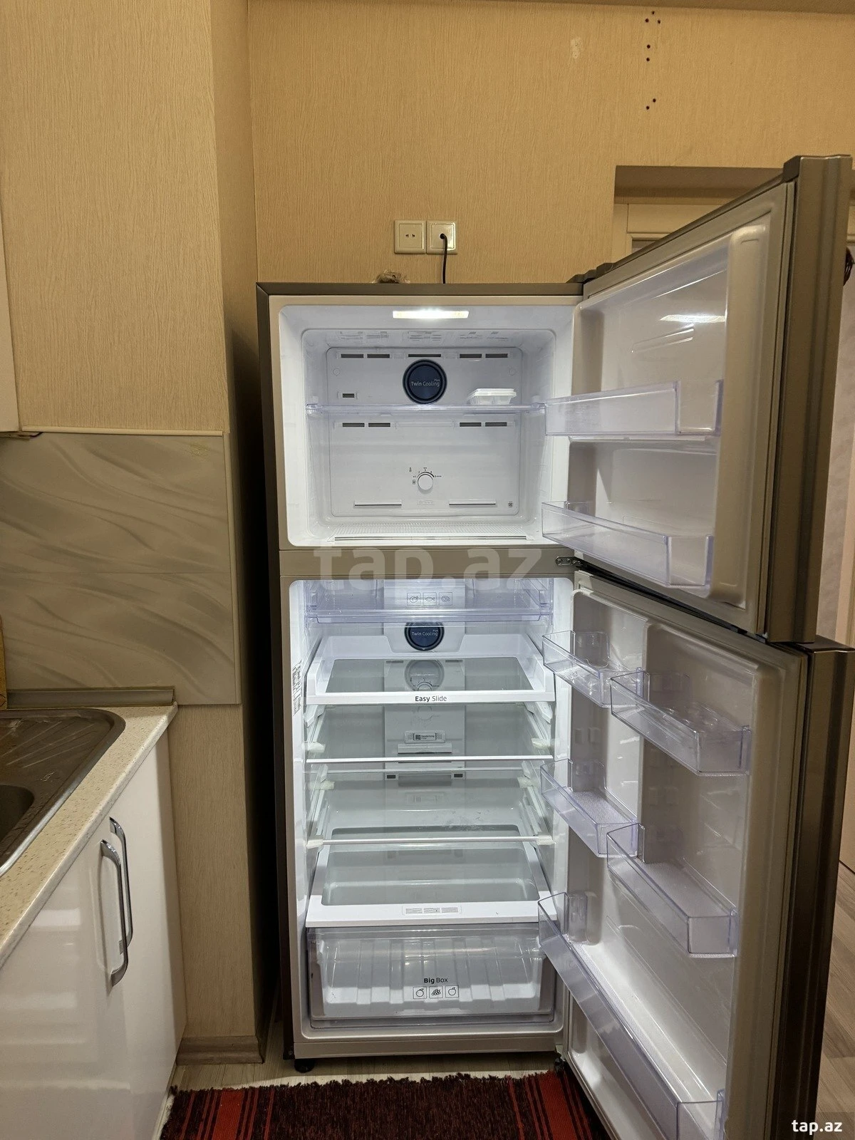 Kirayə verilir 2 otaqlı yeni tikili 72 m²