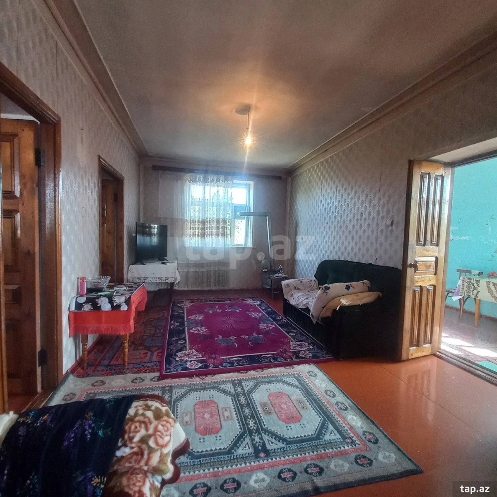 Satılır 5 otaqlı həyət evi