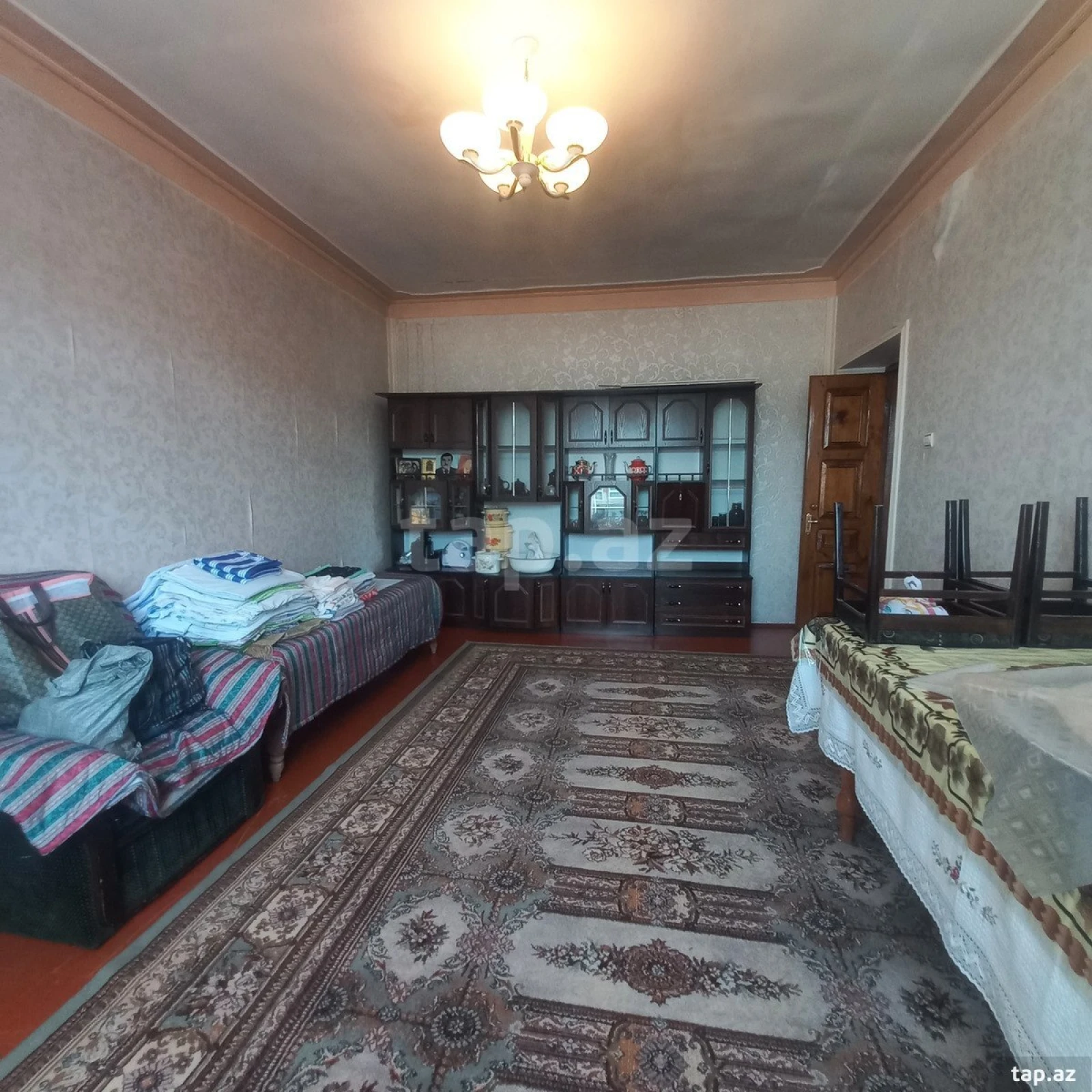 Satılır 5 otaqlı həyət evi