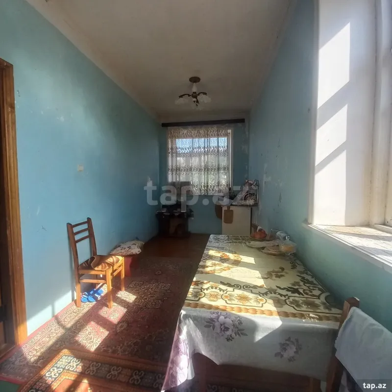 Satılır 5 otaqlı həyət evi