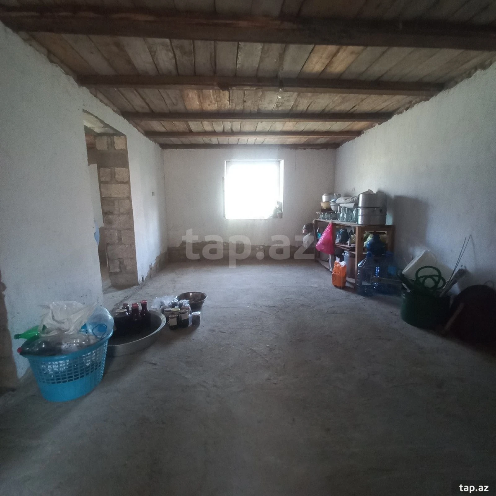 Satılır 5 otaqlı həyət evi