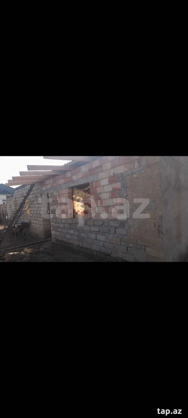 Satılır 5 otaqlı həyət evi