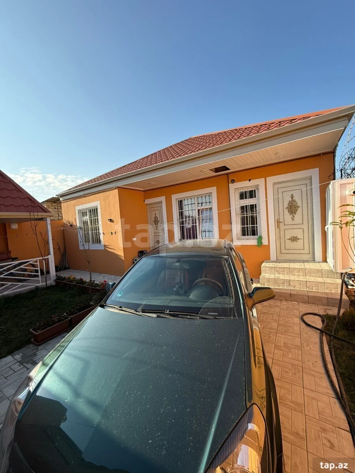 Satılır 3 otaqlı həyət evi