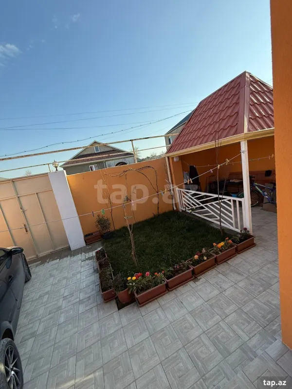 Satılır 3 otaqlı həyət evi