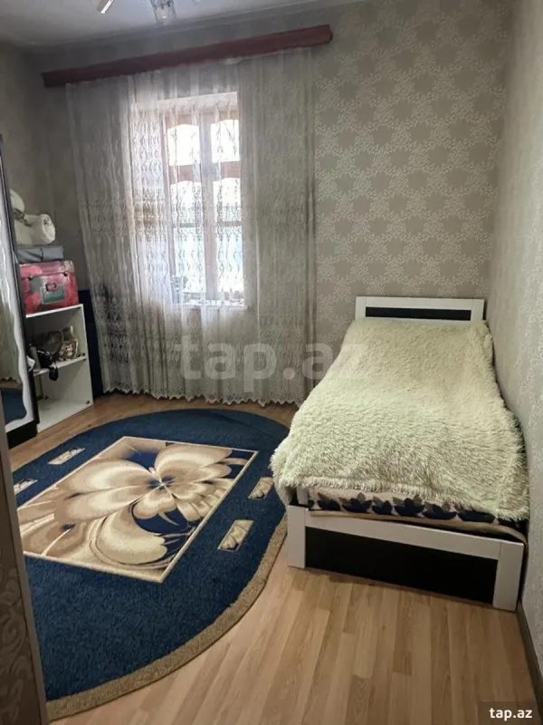 Satılır 3 otaqlı mənzil 105 m²