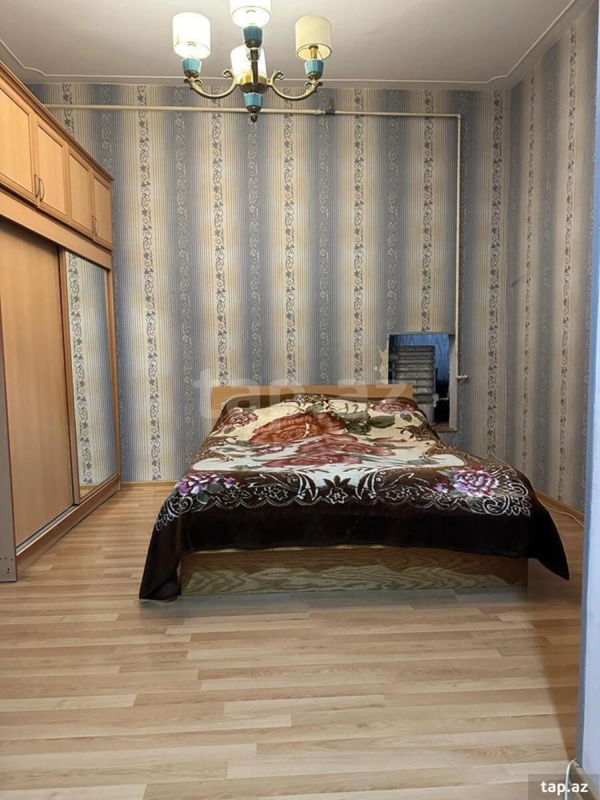 Satılır 3 otaqlı mənzil 105 m²