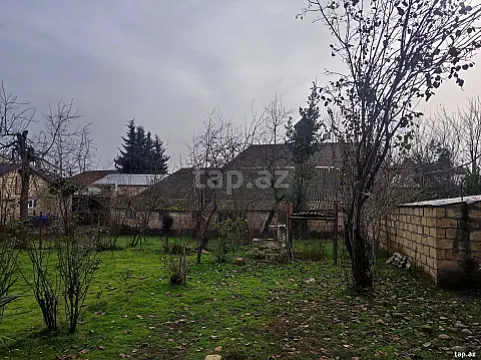 Satılır 3 otaqlı həyət evi