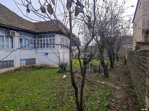 Satılır 3 otaqlı həyət evi