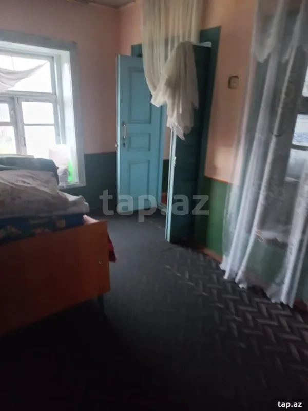 Satılır 3 otaqlı həyət evi