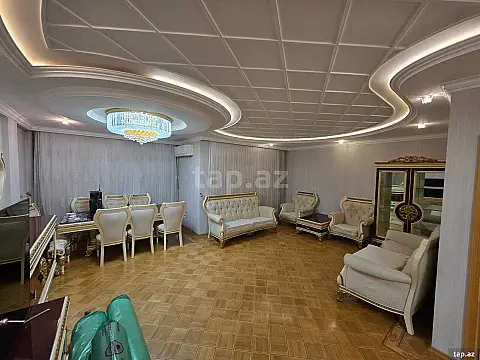 Kirayə verilir 3 otaqlı yeni tikili 150 m²