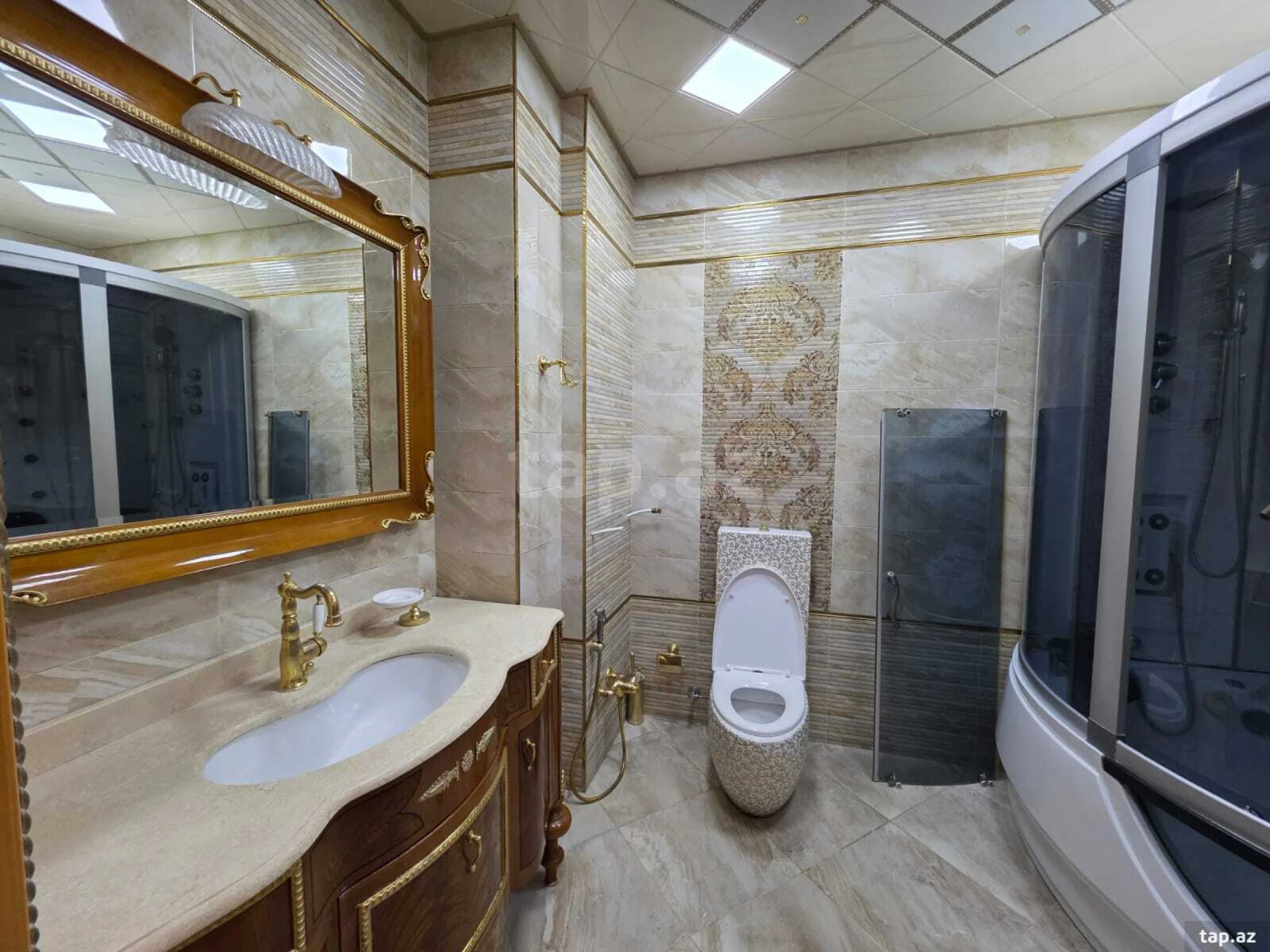 Kirayə verilir 3 otaqlı yeni tikili 150 m²